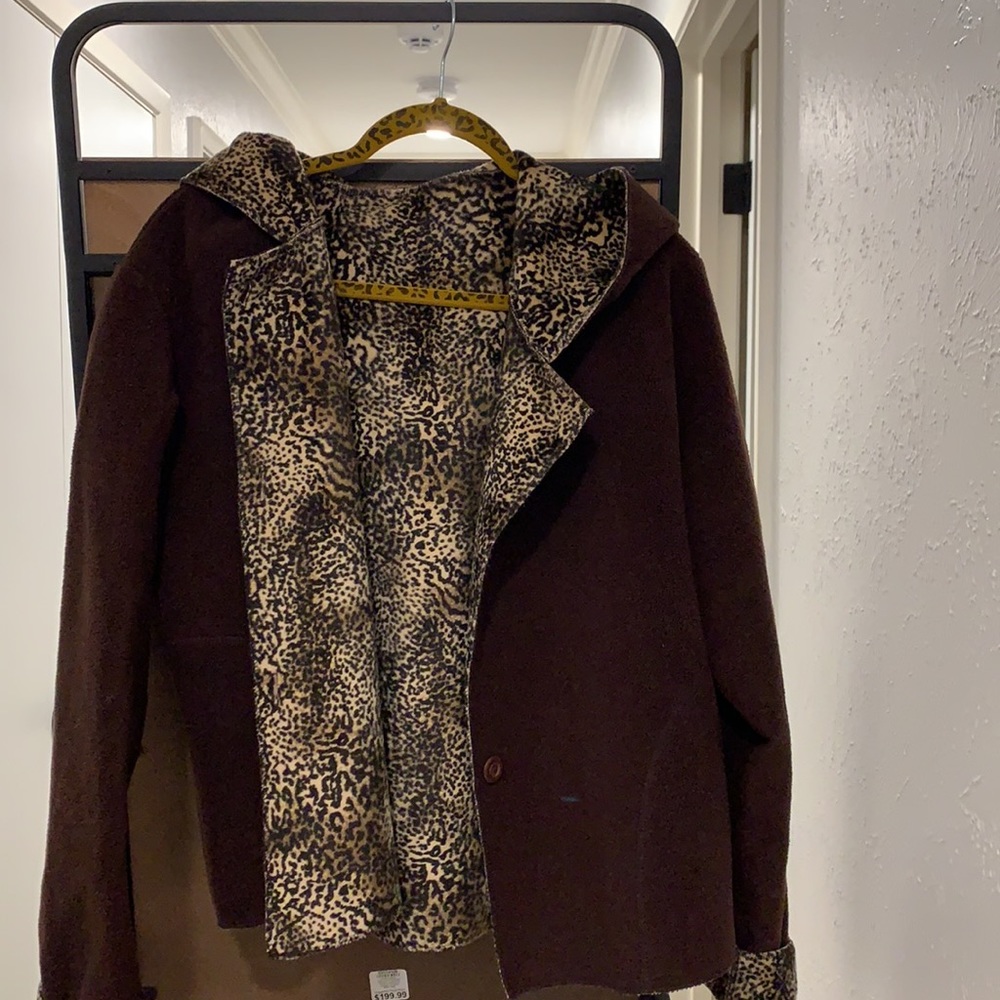 Cropped Coat - Picture 2 of 4